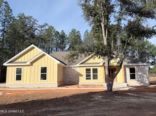 200 Webb Davis Rd, Lucedale, MS 39452