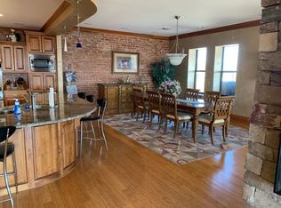 202 N Harrison Ave #202, Cushing, OK 74023