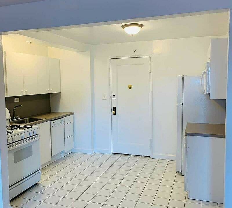 1st image of 135-05 Hoover Ave APT A2
