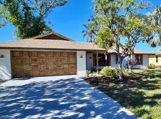 4332 Pasadena Cir, Sarasota, FL 34233