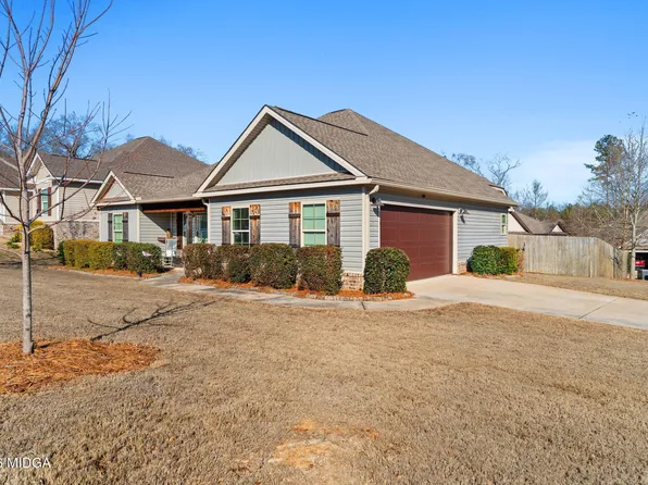 300 Kendall Ct, Perry, GA 31069
