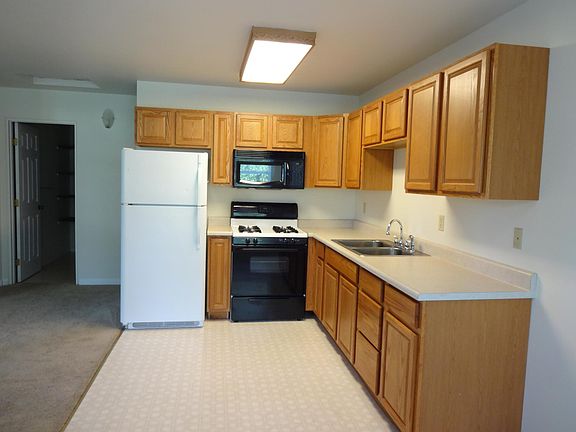 5th image of 11609 89th Avenue Ct E