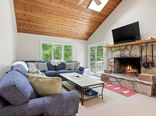 14 Burnt Hill Rd, Bondville, VT 05340