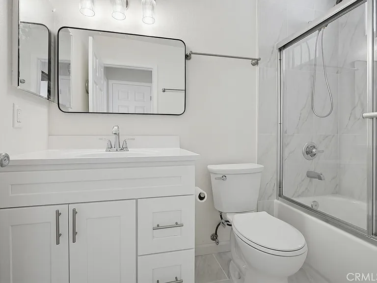 4881 Vista Dr #3 — Photo 4