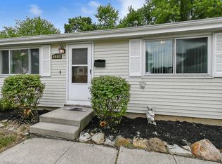 2152 Hanby Sq S, Columbus, OH 43229