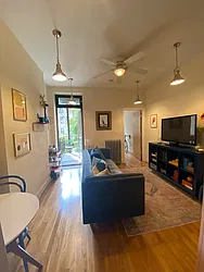 Rented by R New York
