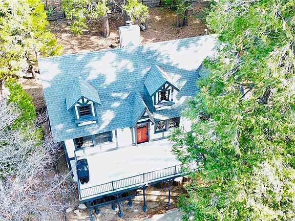 4th image of 349 Golf Course Rd