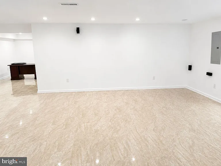 12489 Pfitzner Ct — Photo 22