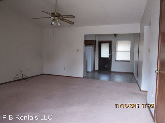 2nd image of 910 NE Tortoise Dr