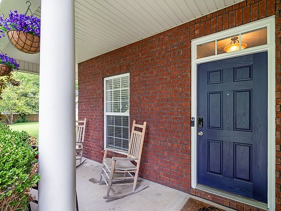 4th image of 133 Durham Ct