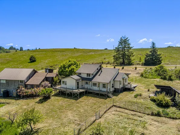 1205 Barry Rd, Kneeland, CA 95549