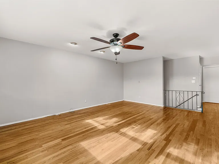 26 Briarwood Rd #2 — Photo 3