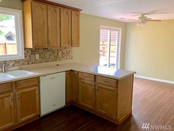 5th image of 14507 Aqua Dr NW