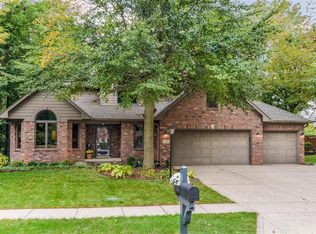 7607 Freedom Woods Dr, Indianapolis, IN 46259