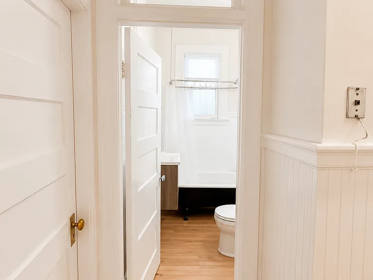 686 Lombard St #686 — Photo 10