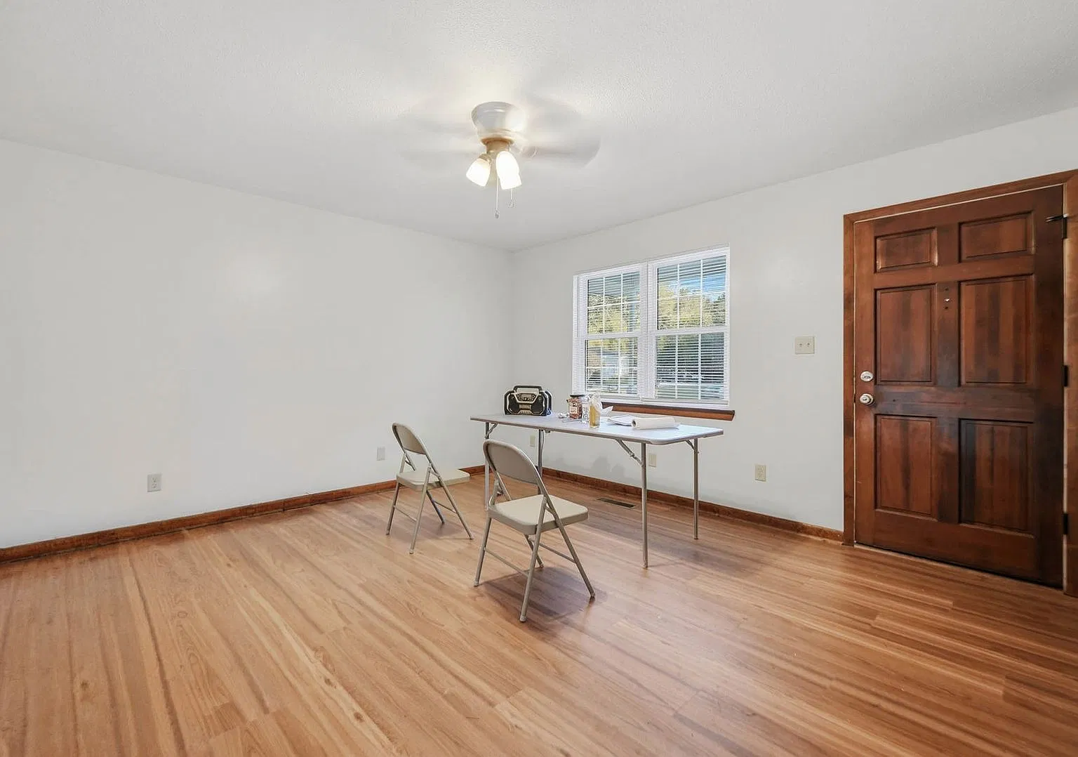 3 bedroom East Brainerd Ranch! — Photo 2