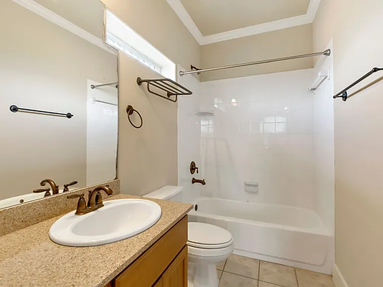 508 Elmwood Pl #C — Photo 14