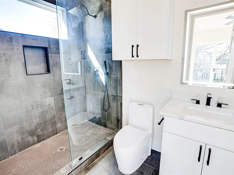 3611 S Versailles Ave — Photo 26