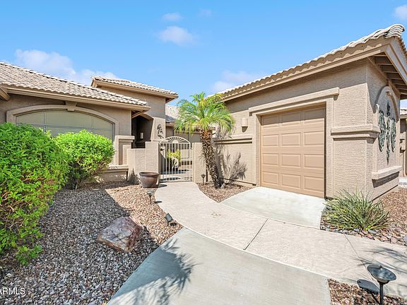 3rd image of 10128 E ELMWOOD Drive