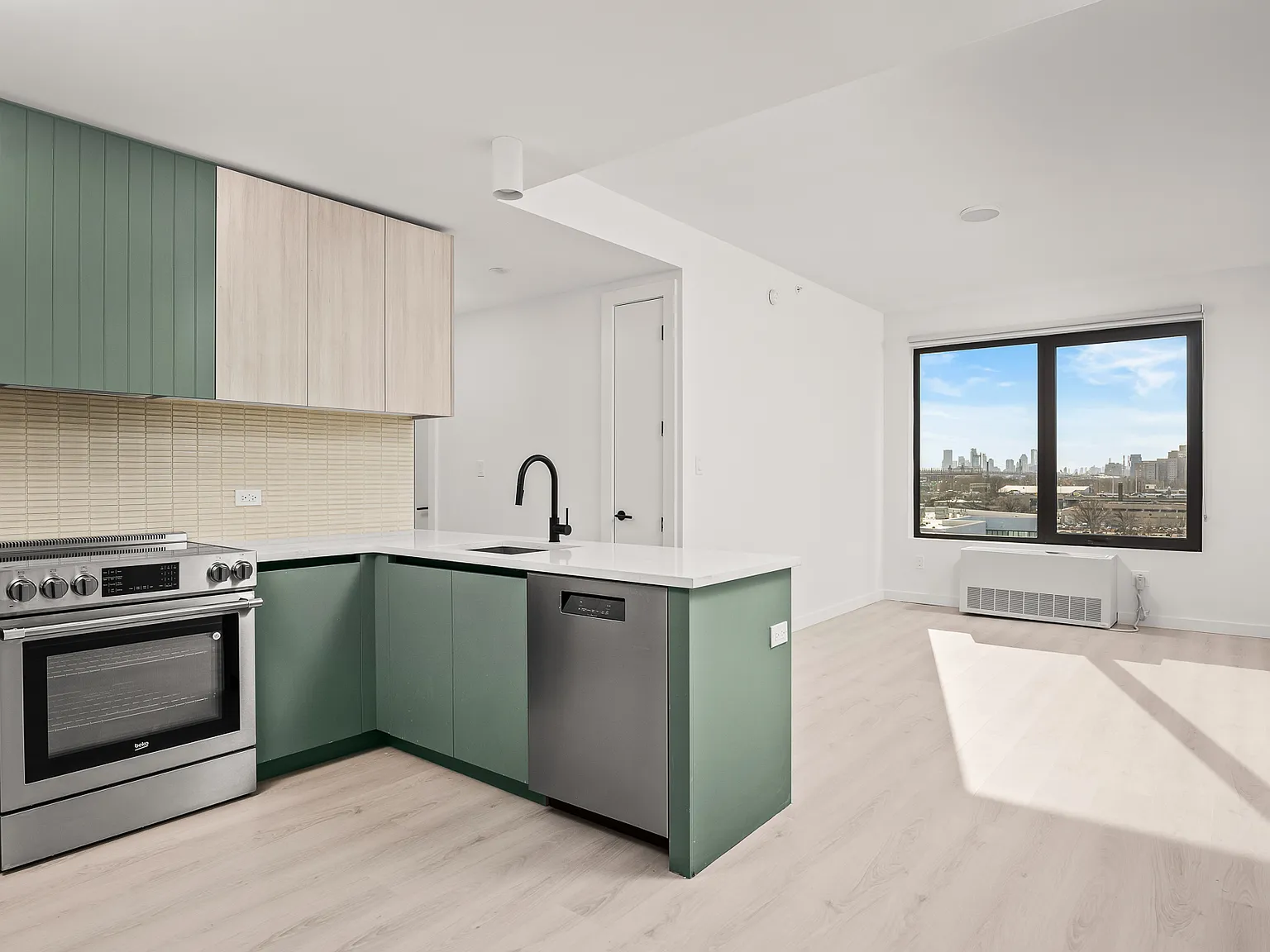 138 Bruckner Boulevard — Photo 3