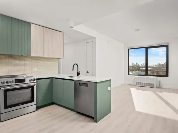 138 Bruckner Boulevard 3340 image 3 of 48