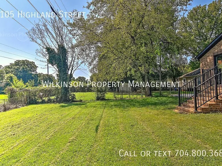 2105 Highland St — Photo 3