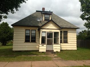 625 Park St, Ishpeming, MI 49849