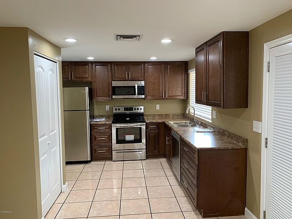 3rd image of 7238 W Indianola Ave