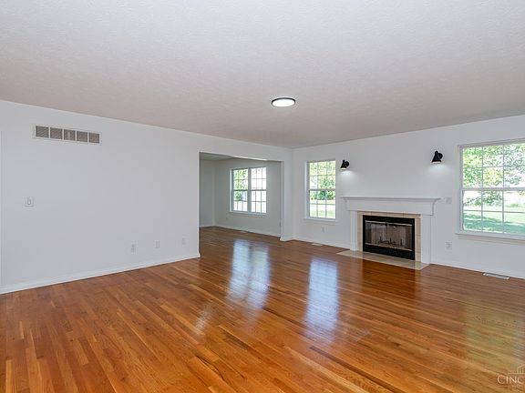 5th image of 7860 Ravenwood Ln