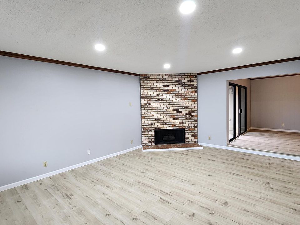 1st image of 9628 Bradhugh Ct