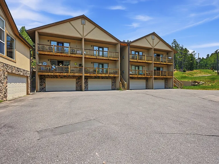 9168 Black Mountain Dr #7 — Photo 34