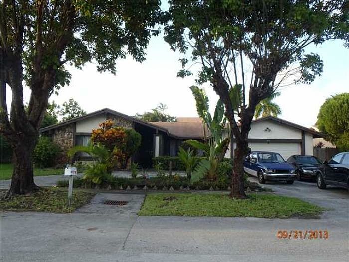 1st image of 217 NE 199th Ln