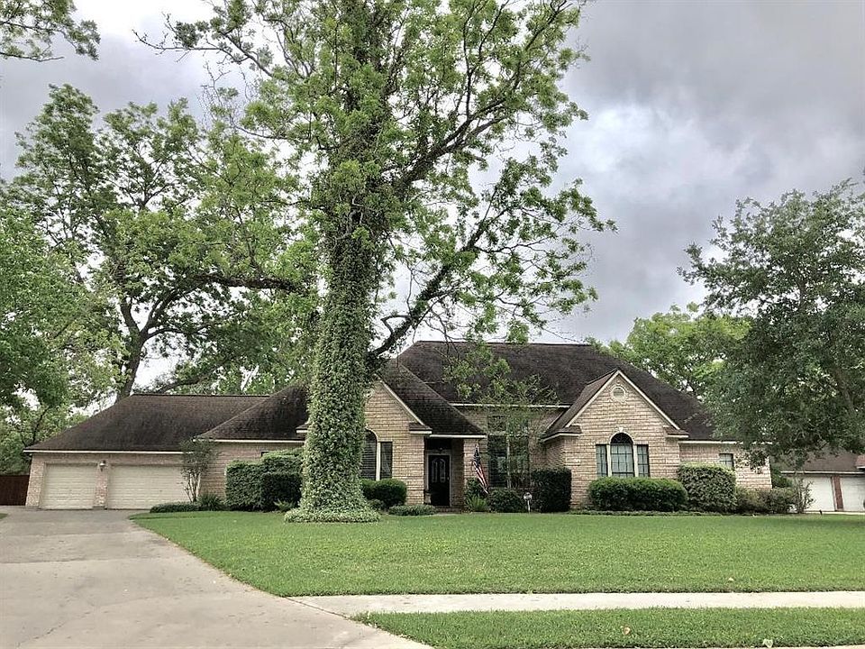 1st image of 62 Timbercreek Ct