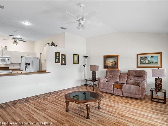 5th image of 2055 Ashley Oaks Cir