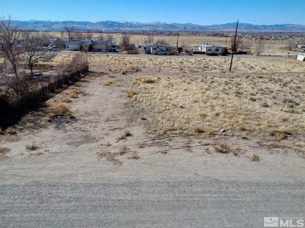 48 Whiteface Ln, Yerington, NV 89447