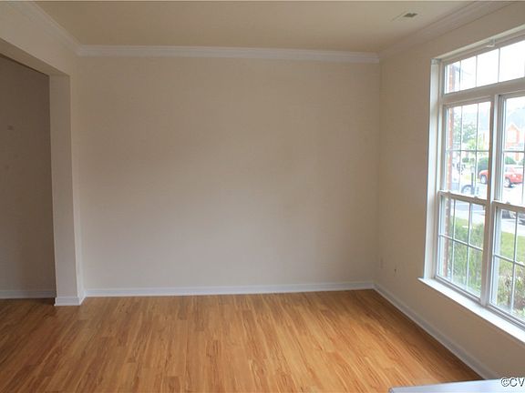 2nd image of 1329 New Haven Ct