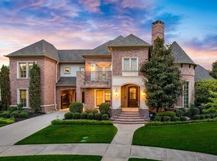 6900 Reverchon Ct, Colleyville, TX 76034