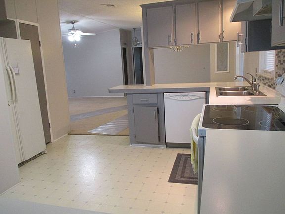 5th image of 16661 Cordoba St #3023