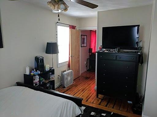 2nd image of 6R Sackville St #3
