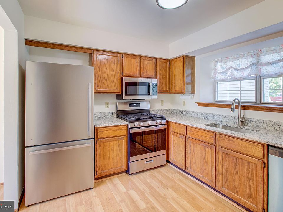 15 Pamlico Ct, Bordentown, NJ 08505 Zillow