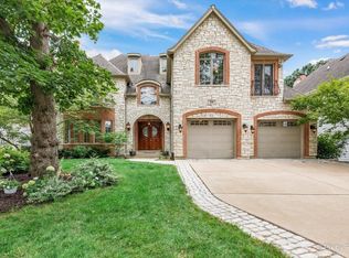 816 Wellner Rd, Naperville, IL 60540