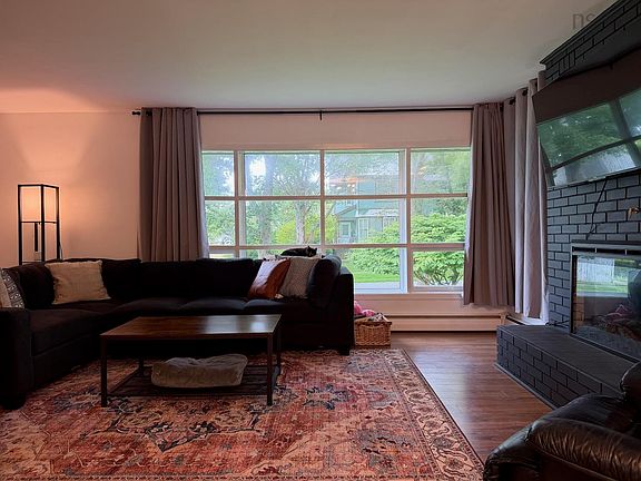 4th image of 7 Highland Ave