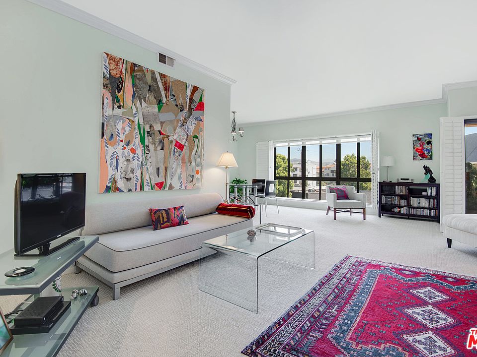 1st image of 641 Wilcox Ave APT 3E