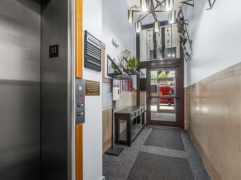 795 Elm St #401 — Photo 13