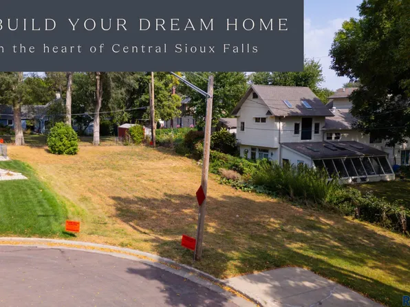 212 E 34th St, Sioux Falls, SD 57105