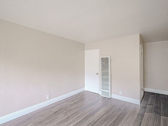 5th image of 4507-4519 N Banner Dr #4