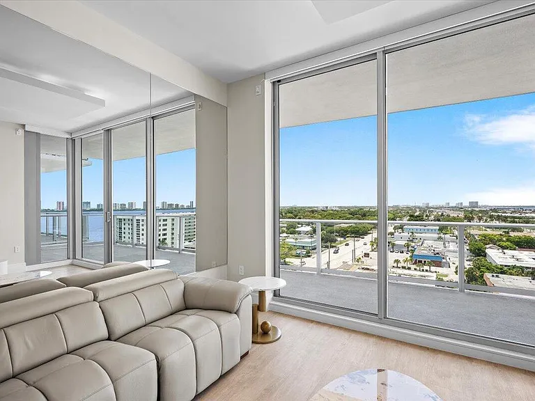 220 Lake Shore Dr #917 — Photo 12