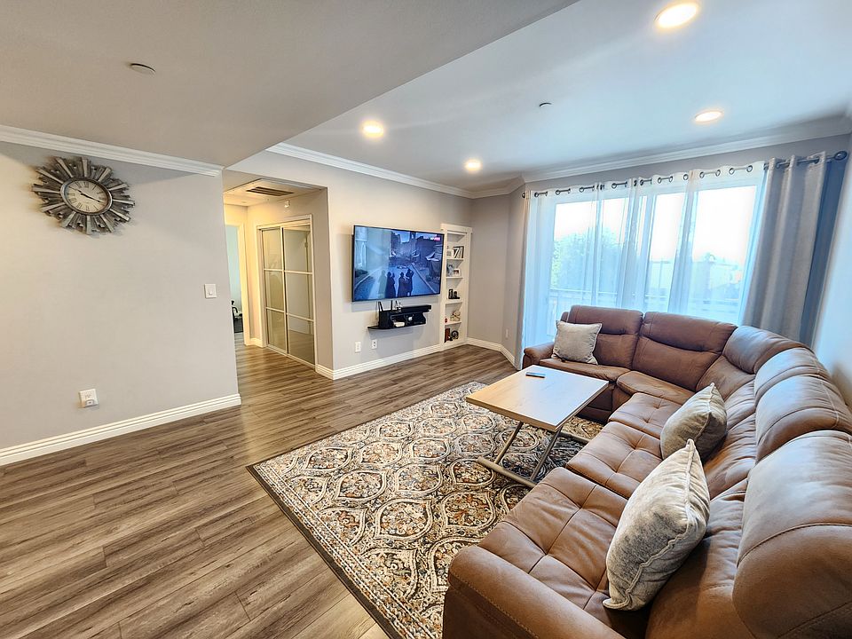 1st image of 13941 Sherman Way Unit 207