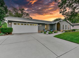 10545 W Candlestick Ln, Franklin, WI 53132