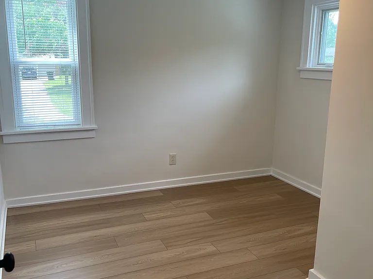 884 Orlando Ave SE — Photo 17